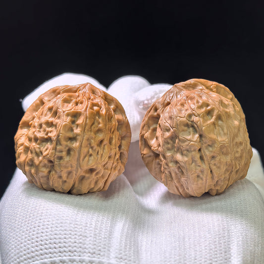 "Mini Pumpkin Stance" Xiaonanguadun Pocket Hand-Twist Wenwan Walnuts Pair | 33.0mm x 37.0mm | NGD-1107