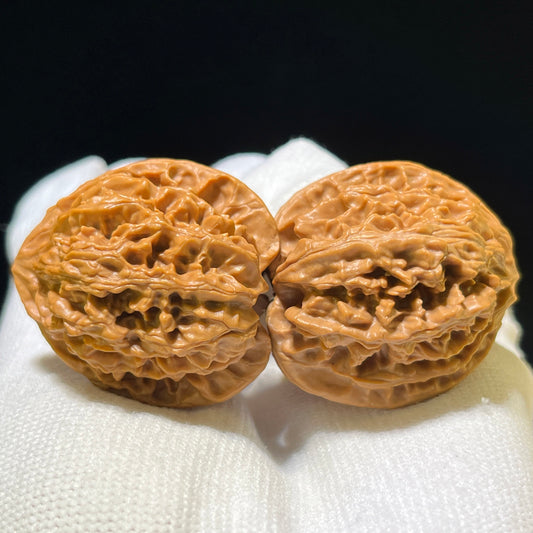 Apple Orchard (Pingguoyuan) Scholar Walnuts Pair | 33.0mm x 32.0mm | Miniature Pocket Format (Shou Nian) | Stock ID: PGY-1101