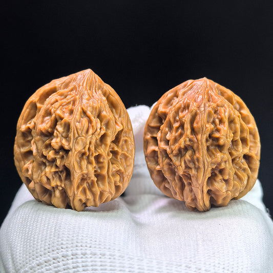"Beijing Chicken Heart" Beijing Jixin BJJX-1402 Low-Profile Wenwan Walnuts Pair | 38.0mm x 38.0mm | BJJX-1402