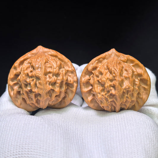 "Tutu" Tutu Low-Profile Wenwan Walnuts Pair | 41.0mm x 39.0mm | TT-1552C