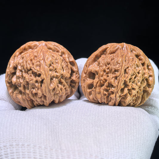 The "Spherical Nanjiangstone" Perfectly Round Collector Pair | 40.0mm x 40.0mm | NJS-1013