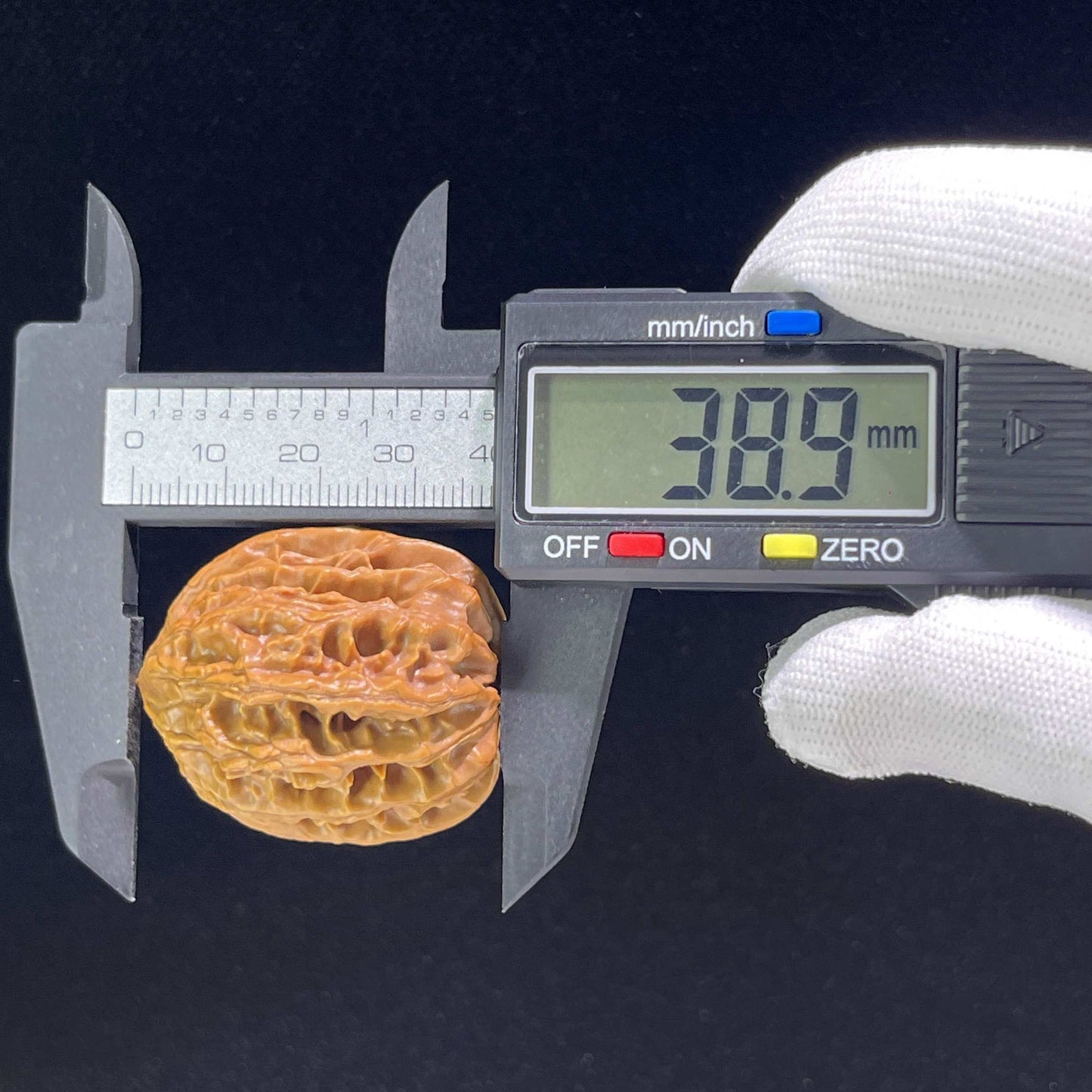 Das Petit "Coiling Dragon" (Pan Long Wen) Full-Bellied Paar | 34.0mm x 36.0mm | PLW-707