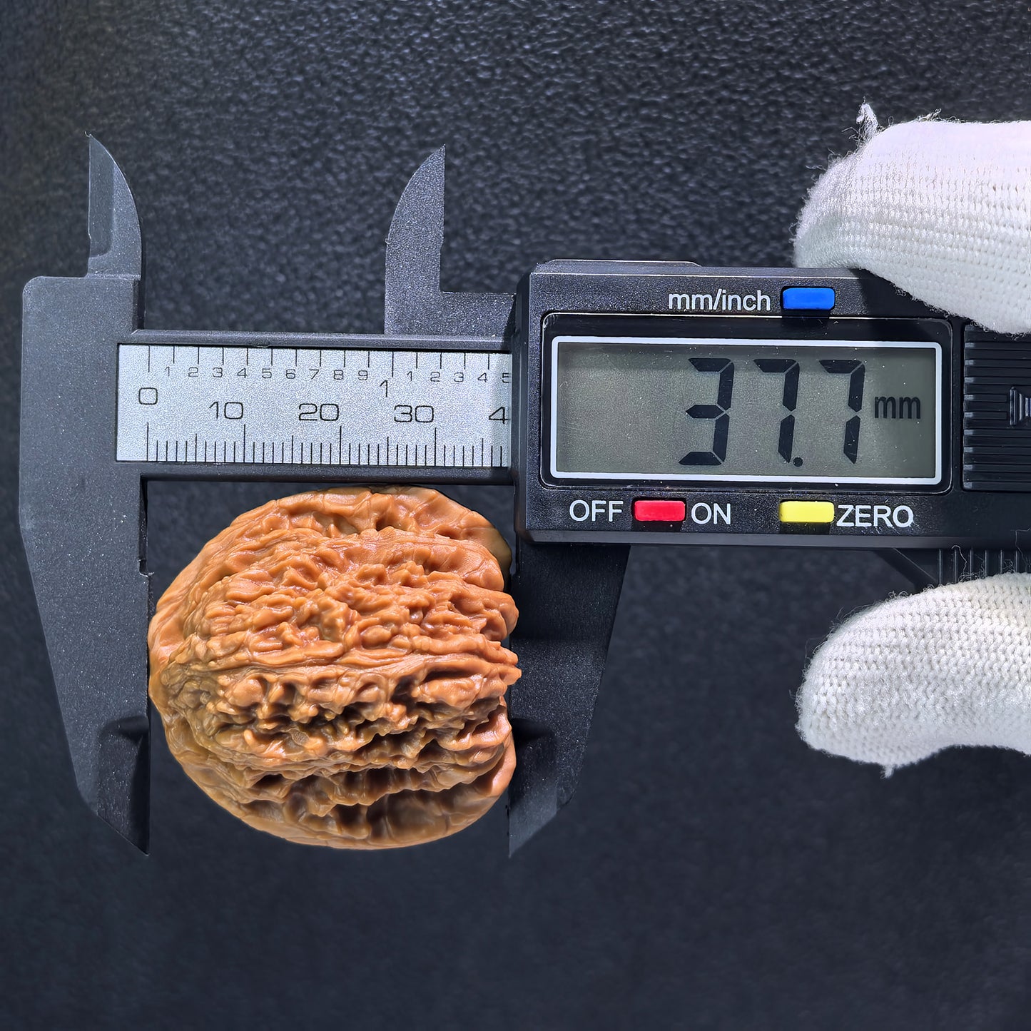 The "Nan Jiang Shi" Pair | Boutique Grade | 39.0mm x 39.0mm x 38.0mm | NJS-402C