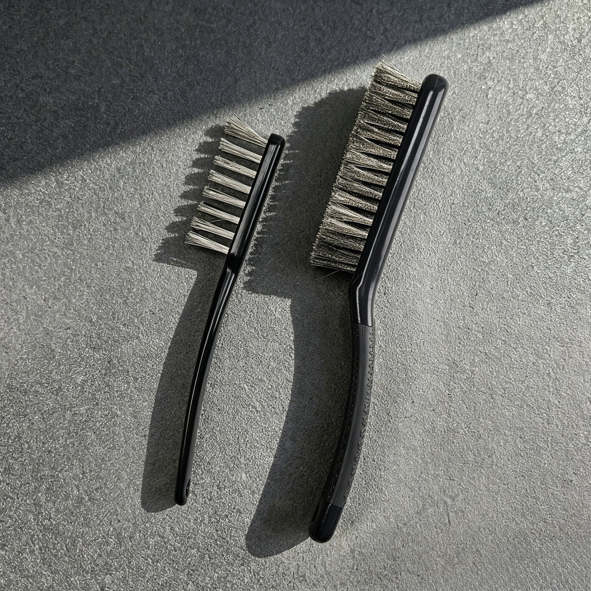 Professional Wenwan Walnut Wire Brush Set | Soft 304 Steel Polishing Brush & Single-Row Hard Steel Cleaning Brush - ThePatinaProject