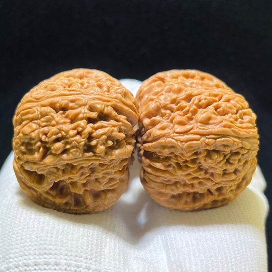 "Spherical Nanjiangshi Lionhead" Qiuxing Nanjiangshi NJS-1124 Low-Profile Wenwan Walnuts Pair | 40.0mm x 42.0mm | NJS-1124 - ThePatinaProject