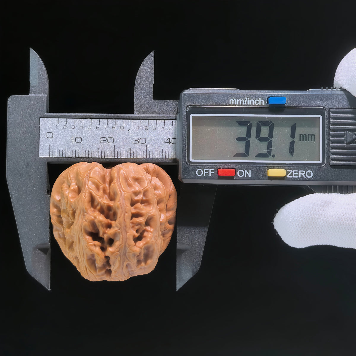 How Do I Choose the Right Size of Wenwan Walnuts - ThePatinaProject