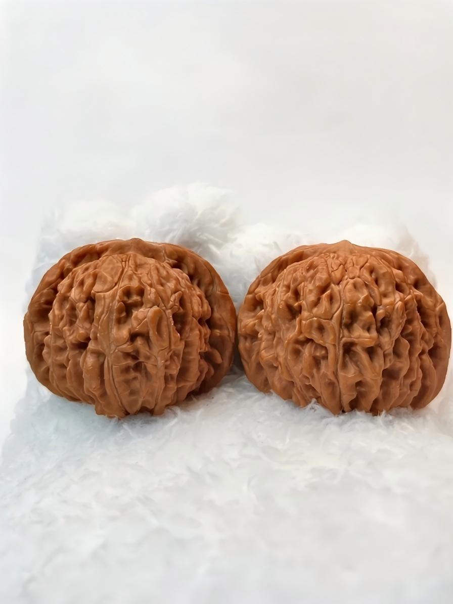 Sizuolou Lion Head Wenwan Walnuts