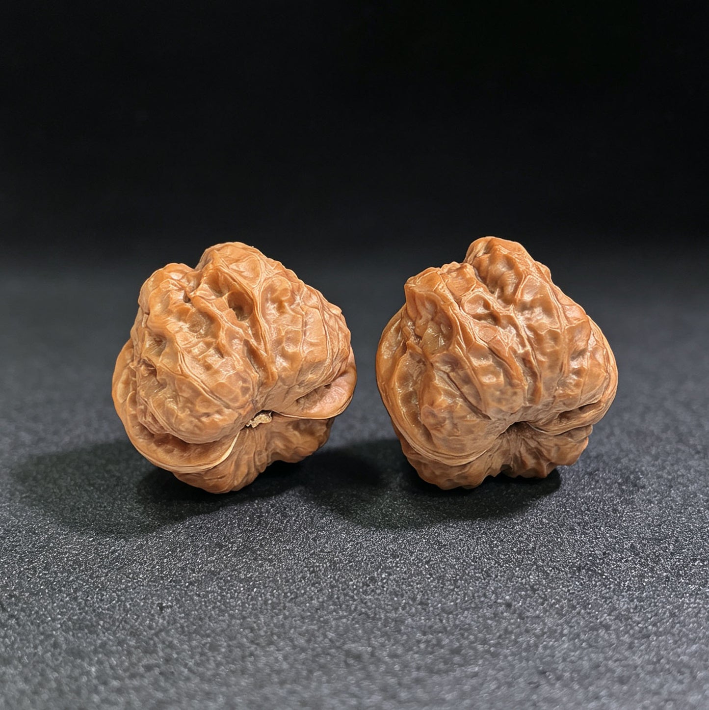 "Toad Head" Hamatou HMT-SY1G5 Classic Wenwan Walnuts Pair | 37.0mm x 37.0mm | HMT-SY1G5