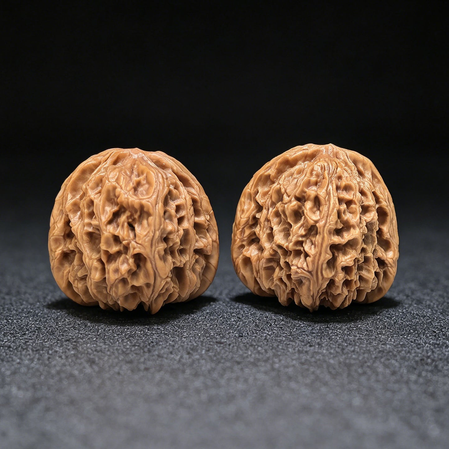 "Nanjiang Stone Red Shell" Nanjiangshi Hongke Wenwan Walnuts Pair | 41.0mm x 43.0mm | NJS-1511C