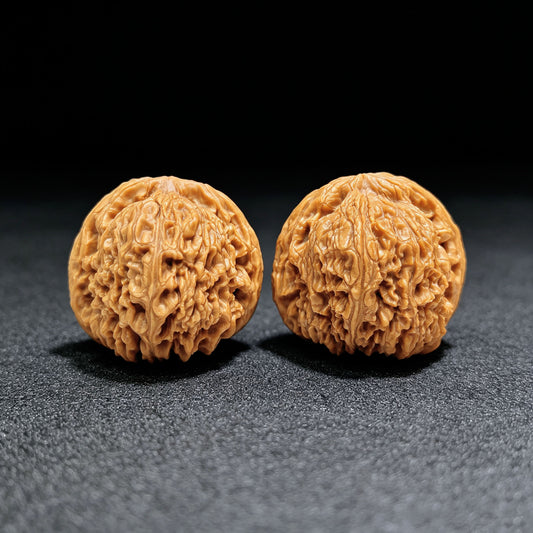 "Spherical Nanjiang Stone" Qiuxing Nanjiangshi Classic Low-Profile Wenwan Walnuts Pair | 44.0mm x 41.0mm | NJS-1503C