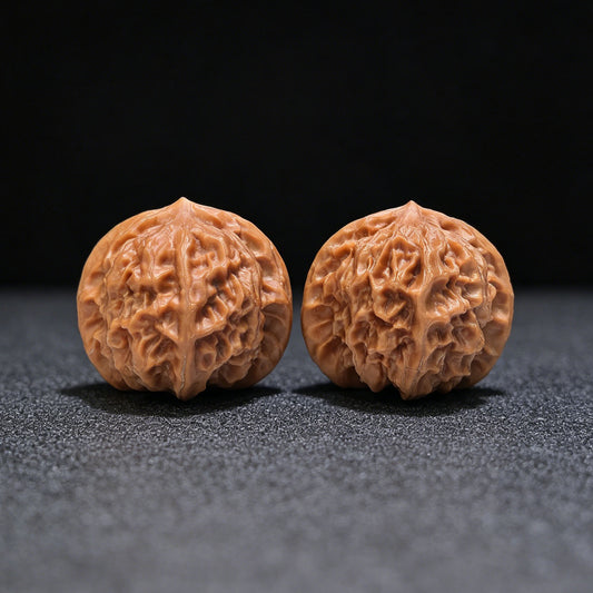 "Porzellanpuppe" Ciwawa Wenwan Walnusspaar | 37,0 mm x 37,0 mm | CWW-1503C