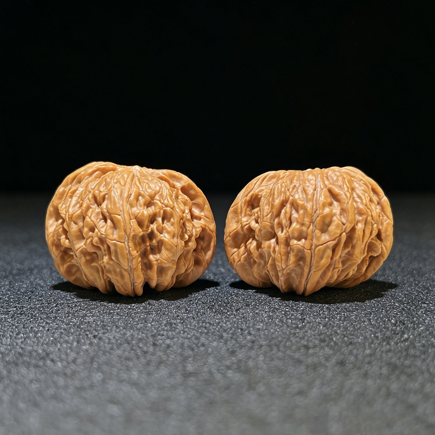 "Millstone" Mopan Wenwan Walnuts Pair | 42.0mm x 40.0mm | MP-1110
