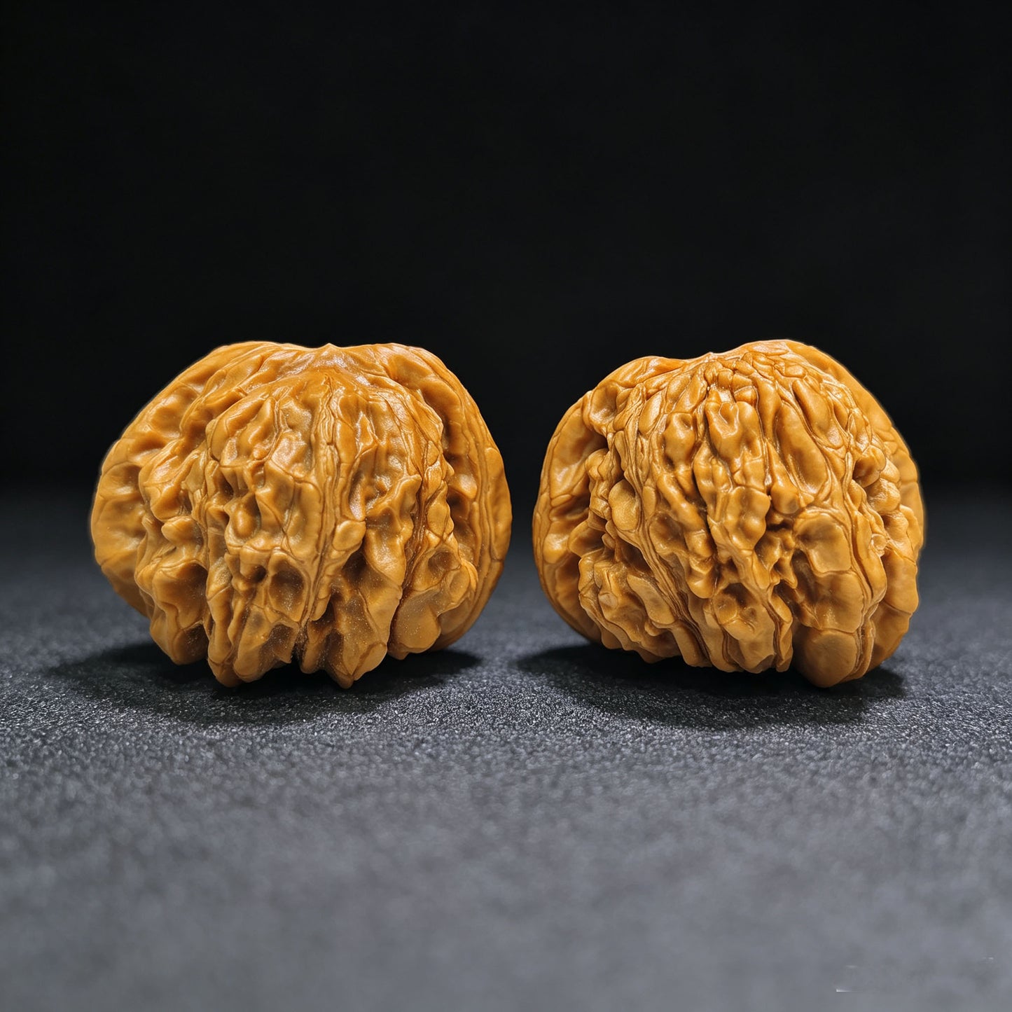 "Huakun Dragon" Hua Kun Long Wenwan Walnuts (Pair) | 48.0mm x 47.0mm | Stock ID: HKL-1505C