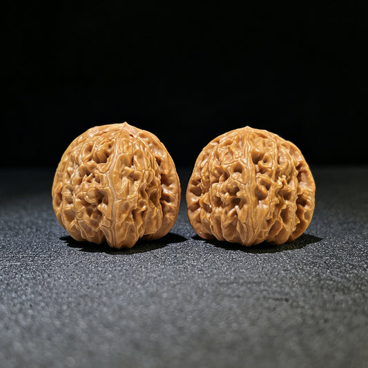 The Regal "White Lion" Baishizi Hand-Twisting Pocket Pair | 34.0mm x 36.0mm | BSZ-1104