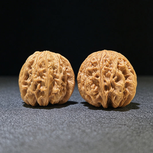 Bao Xue Lion Head (Blizzard Pattern) Scholar Walnuts Pair | 41.0mm x 41.0mm | Stock ID: BX-1102