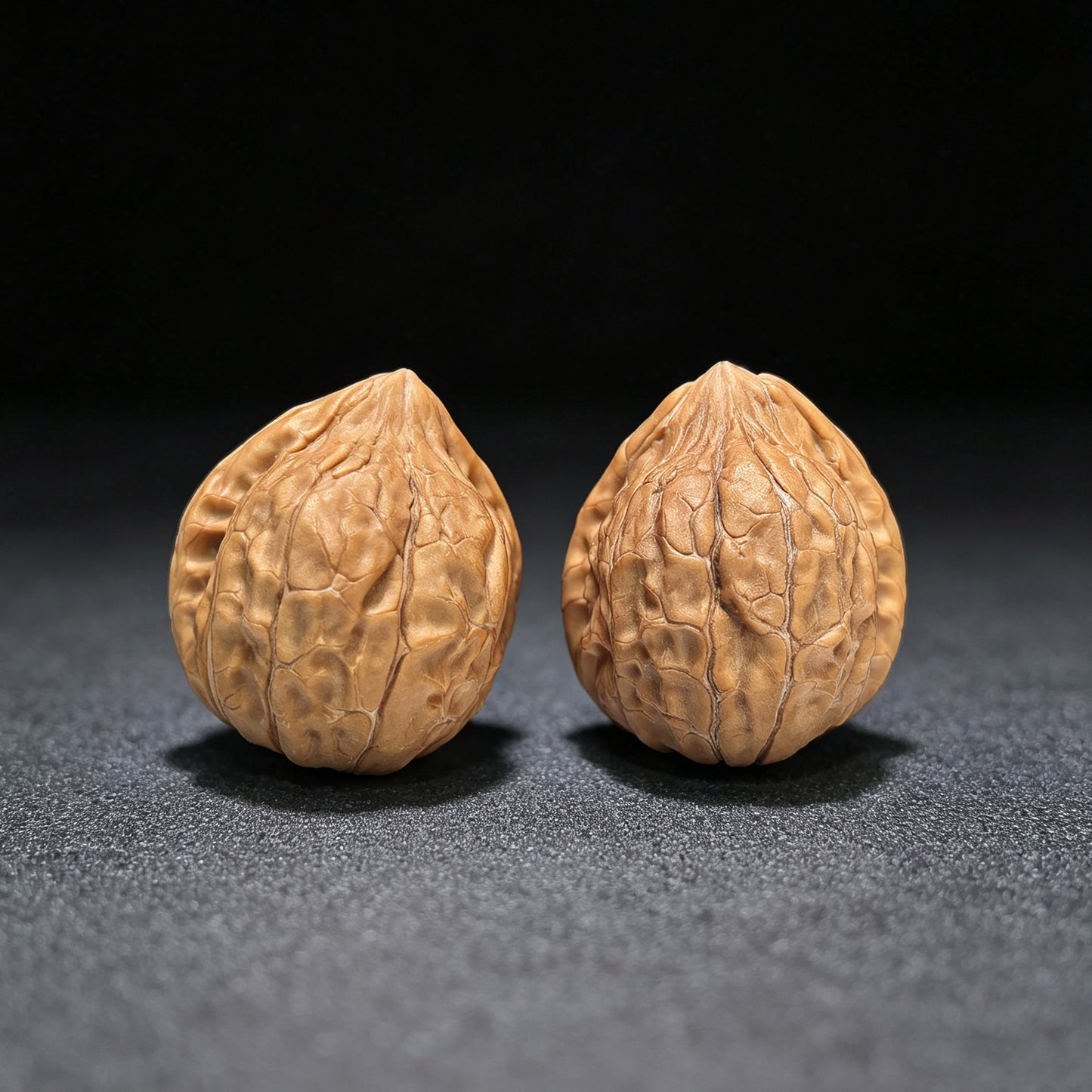 "Mini Turtle Shell Texture" Xiuzhen Gujiaowen XZGJW-1602 Pocket-Sized Wenwan Walnuts Pair | 30.0mm x 32.0mm | XZGJW-1602