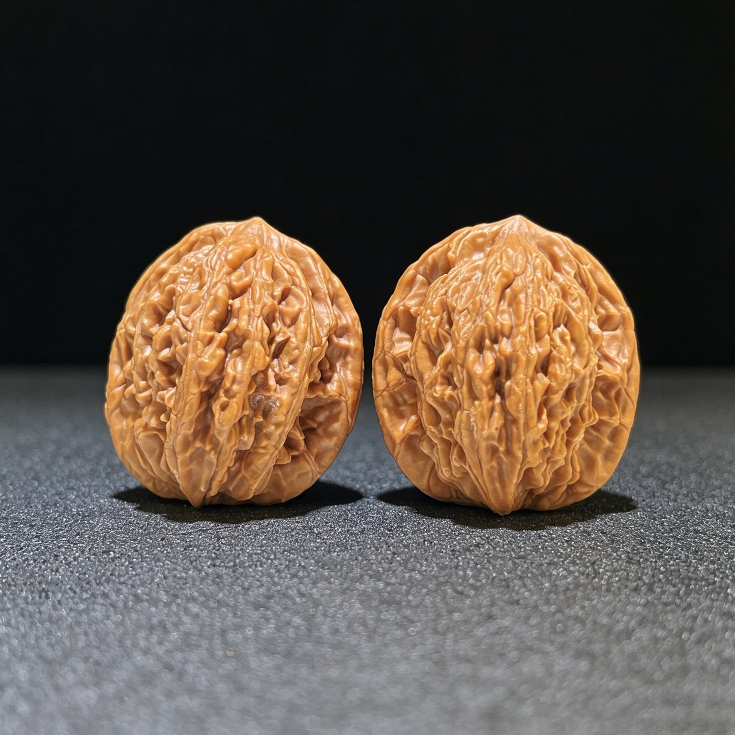 "Wheat Ear Tiger Head" Maisui Hutou Wenwan Walnuts (Pair) | 38.0mm x 34.0mm | Stock ID: MSHT-1108