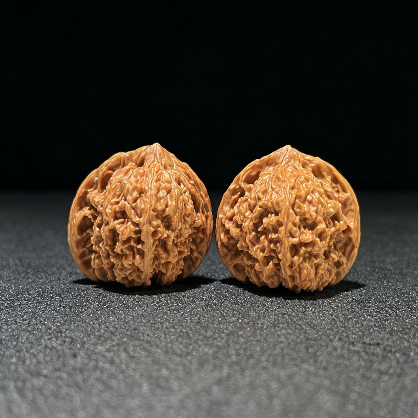 "Starry Sky" Mantianxing Wenwan Walnuts Pair | 37.0mm x 36.0mm | MTX-1105