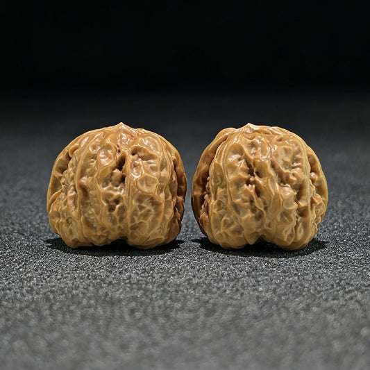 The Rare "Triangle Frog" (San Jiao Wa) Deep-Bellied Pair | 36.0mm x 39.0mm | W-801