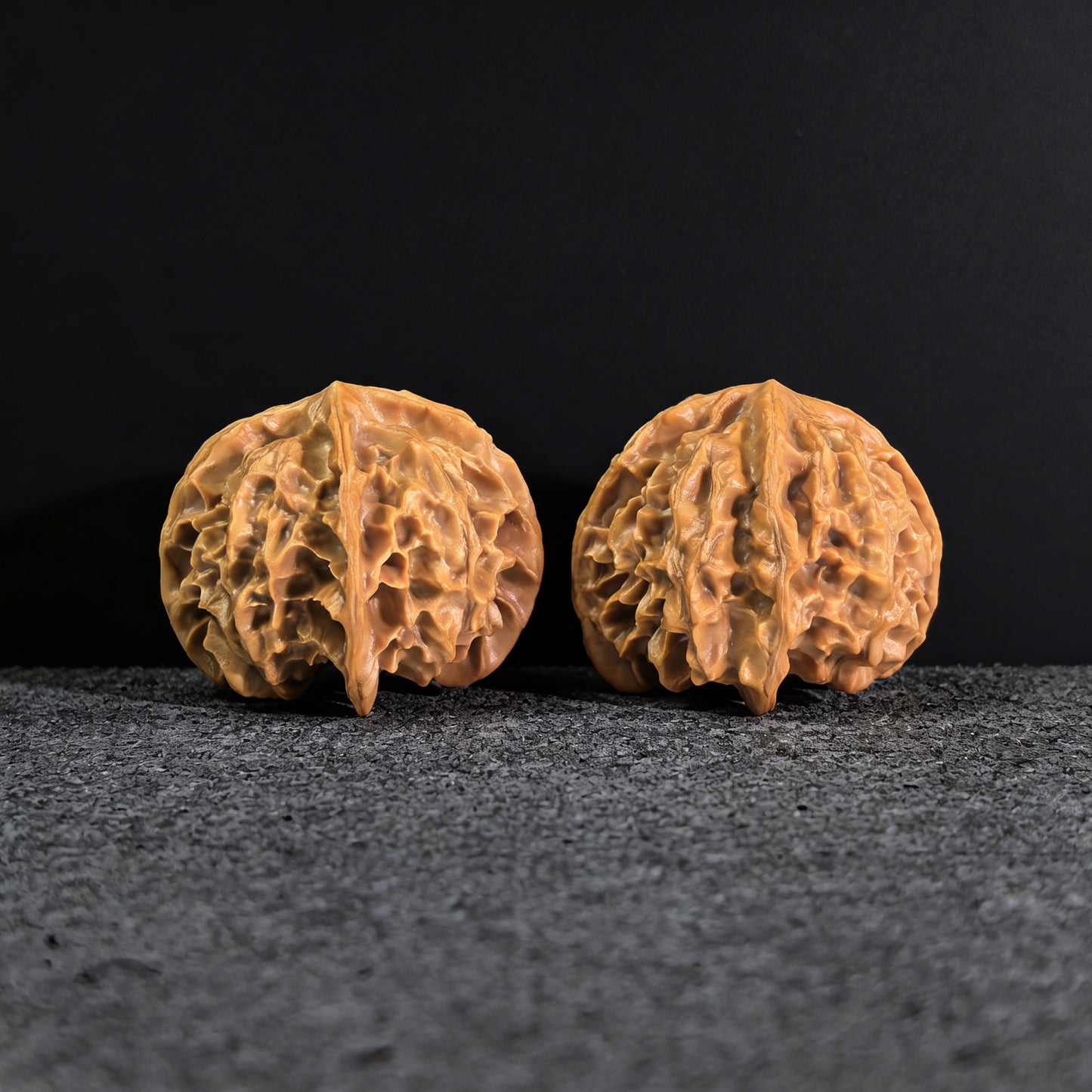 The "Qi San Four-Ridge" (Qi San Zheng Si Leng) Pair | 34.0mm x 33.0mm | QSZSL-301