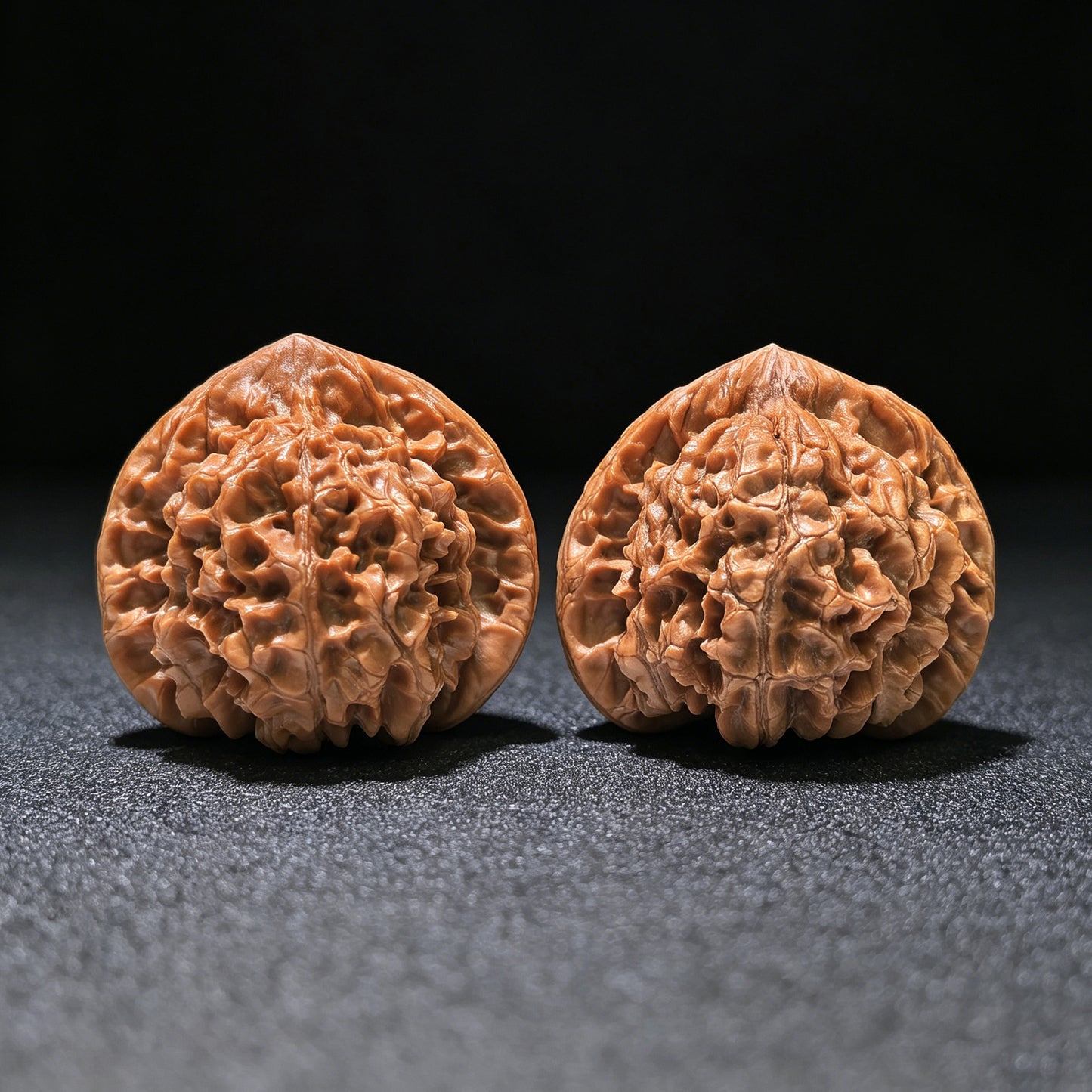 The "Heart-Shaped Concave Base Big Official Hat" Boutique Pair | 48.0mm x 45.0mm | DGM-1205C