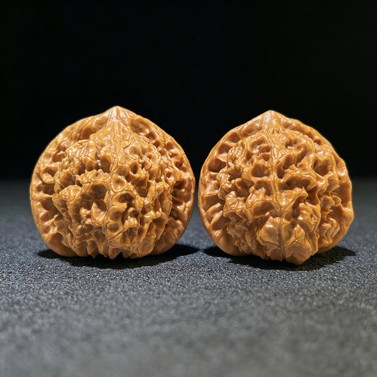 "Wang Yong Big Official Hat" Wang Yong Da Guanmao Wenwan Walnuts Pair | 50.0mm x 44.0mm | DGM-1107