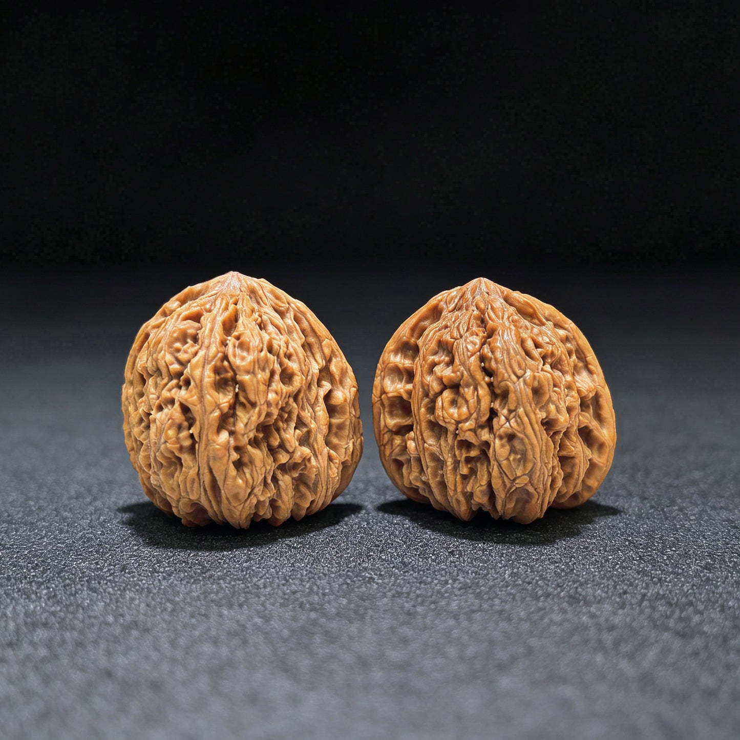 "Red Ruby / Red Gem" Hongbaoshi HBS-1601 Low-Profile Wenwan Walnuts Pair | 38.0mm x 39.0mm | HBS-1601