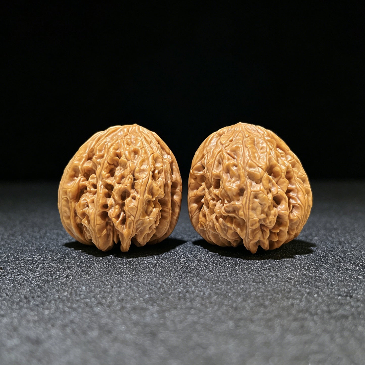 The Spectacular "Blizzard" Baixue Collector Pair | 37.0mm x 38.0mm | BX-1106