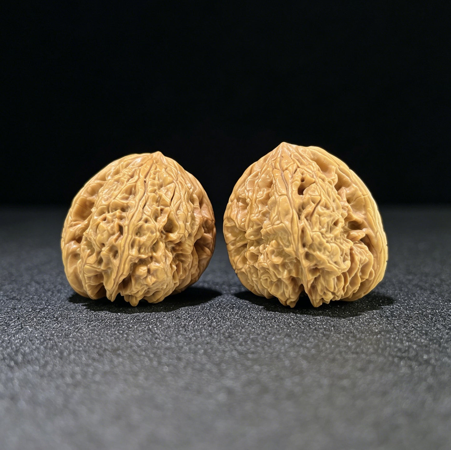 The "Blizzard" (Bao Xue) Deep-Bellied Hand-Stimulator Giant | 42.0mm x 43.0mm | BX-906