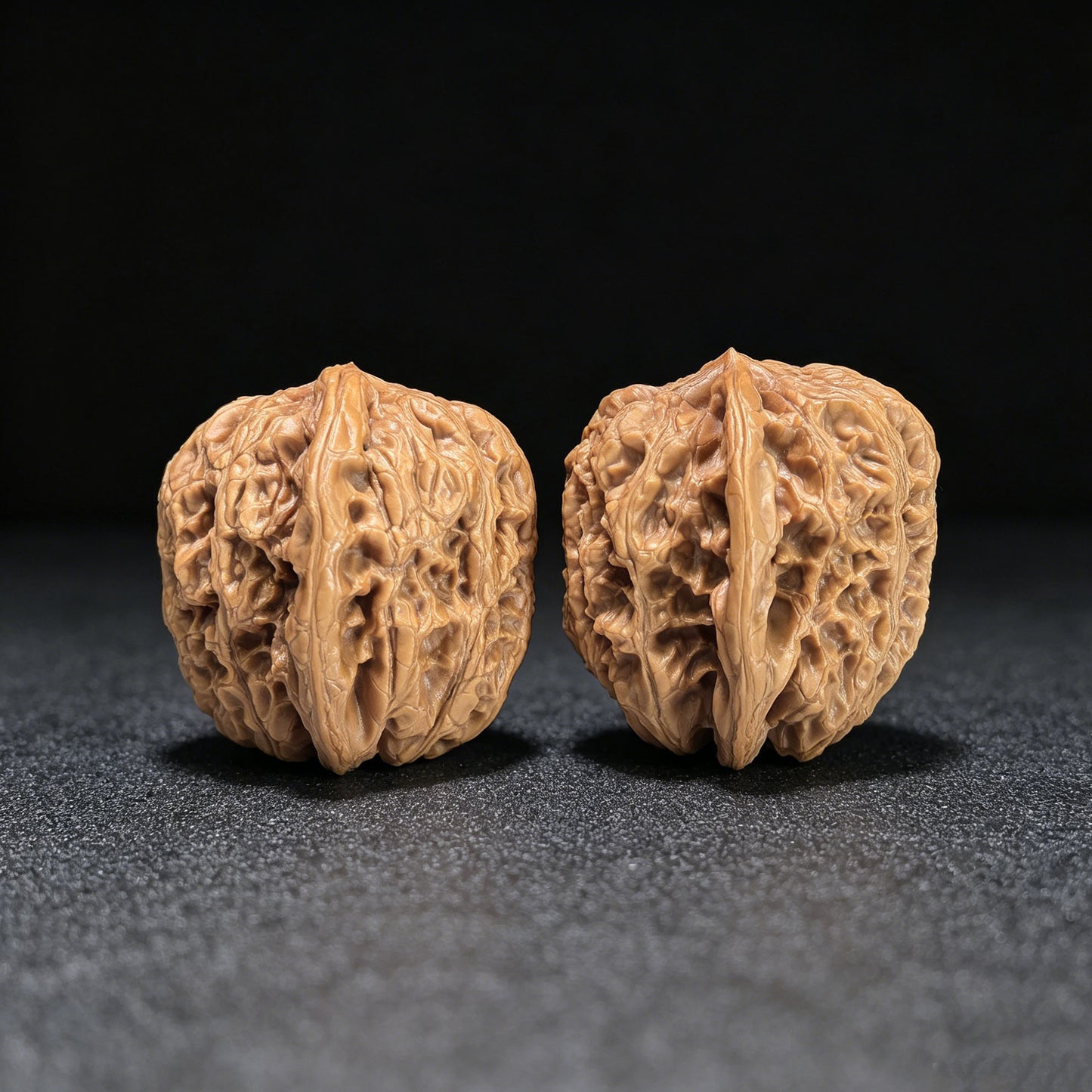 "North China General Shoulder" Huabei Jiangjunbang Wenwan Walnuts (Pair) | 39.0mm x 40.0mm | Stock ID: HBJJB-1107