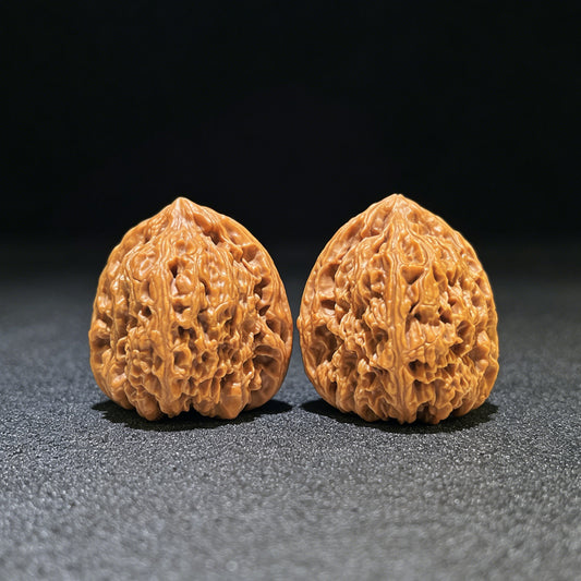 "Triangular Nanjiangshi" Sanjiao Nanjiangshi NJS-1115 Classic Wenwan Walnuts Pair | 36.0mm x 36.0mm | NJS-1115