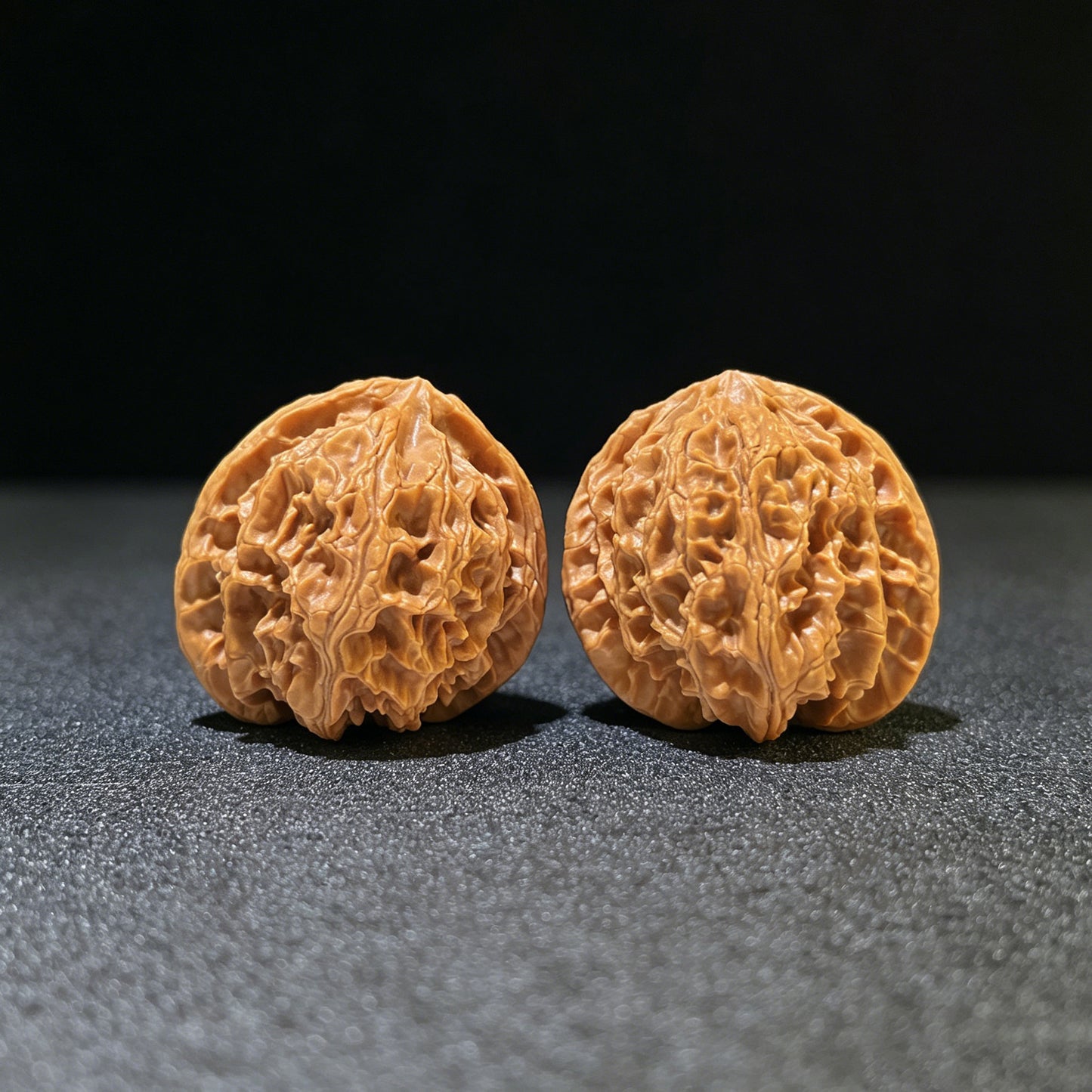 "Apple Garden" Pingguoyuan Wenwan Walnuts (Pair) | 38.0mm x 37.0mm | Stock ID: PGY-1106