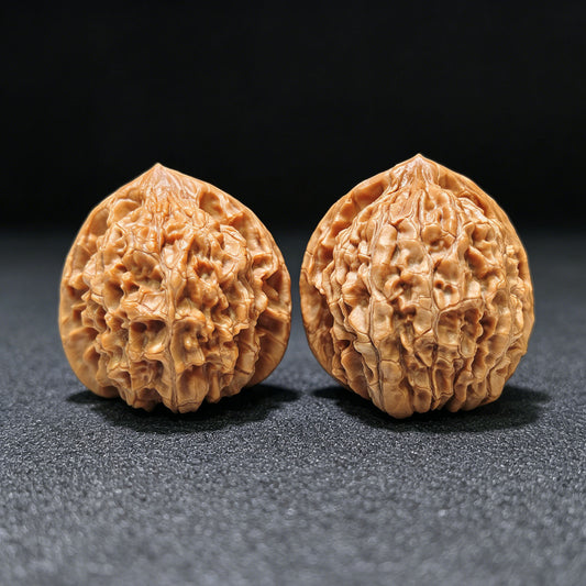 „Official Hat“ Guan Mao Wenwan Walnüsse (Paar) | 45,0 mm x 41,0 mm | Artikelnummer: GM-1105