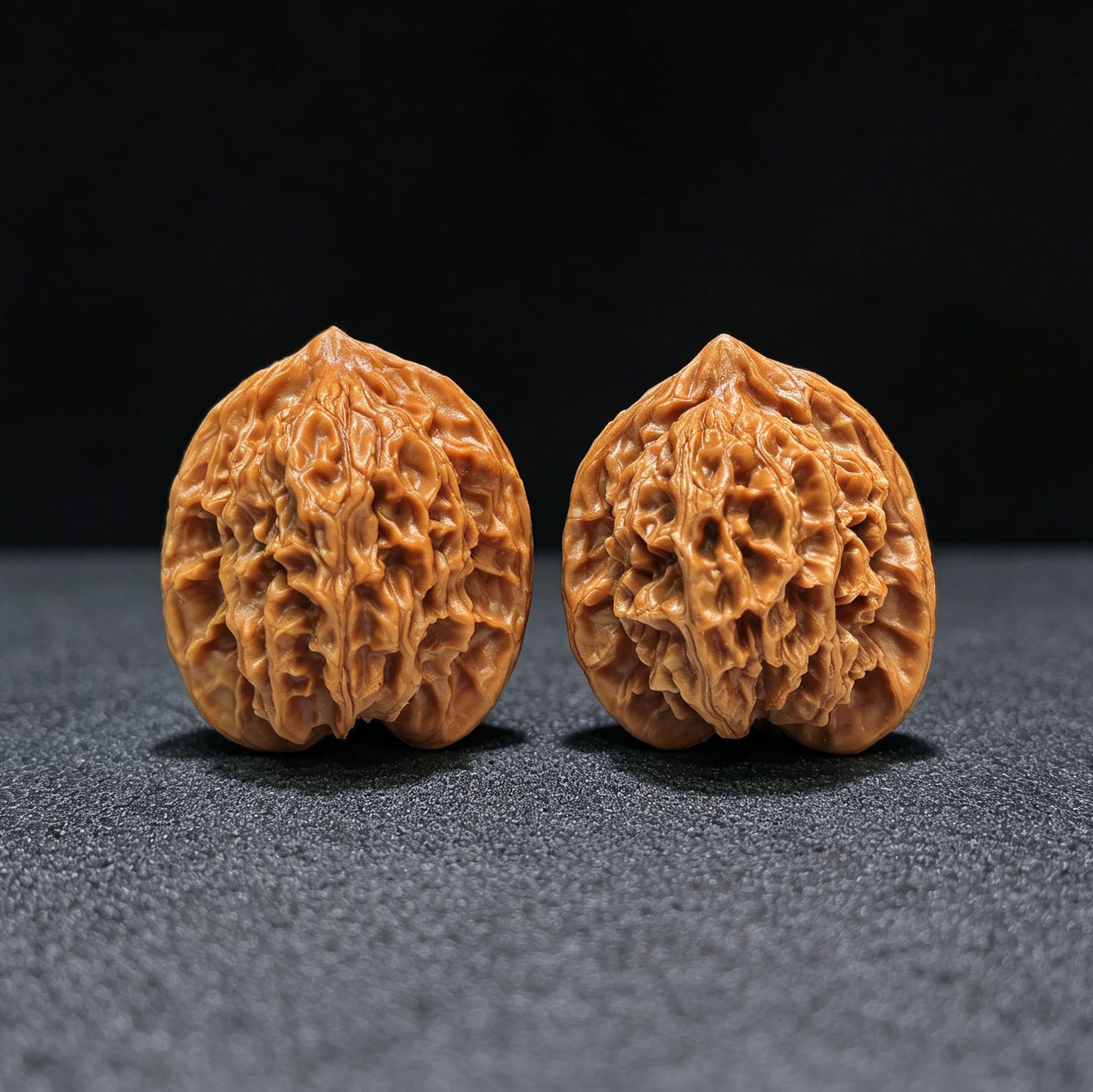 "Panshan" Panshan Wenwan Walnuts Pair | 36.0mm x 33.0mm | PS-1401