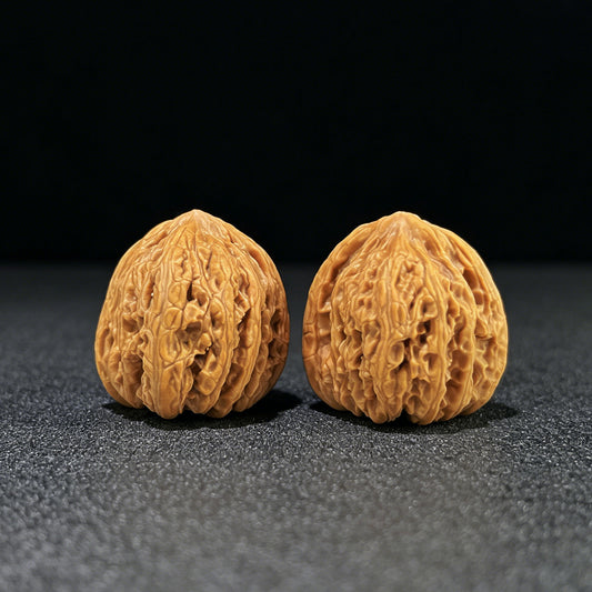 The "Micro-Textured Ruby" (Mi Wen Hong Bao Shi) Miniature Finger-Twirling Pair | 32.0mm x 31.0mm | MWHBS-1001