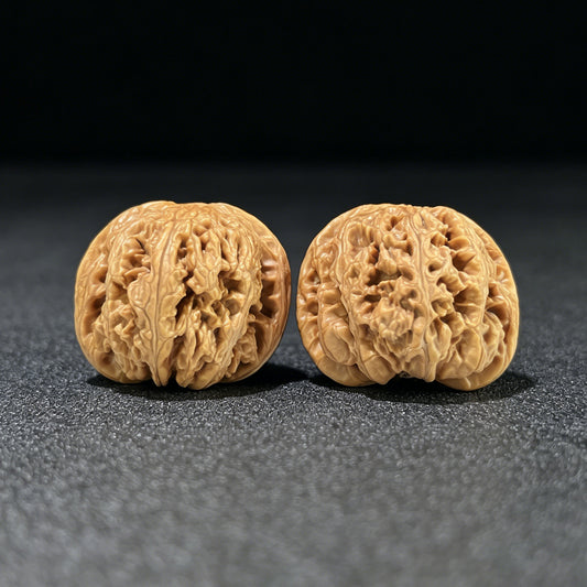The "Bold Vein" (Cu Jin) Balanced Giant Pair | 43.0mm x 42.0mm | CJ-812