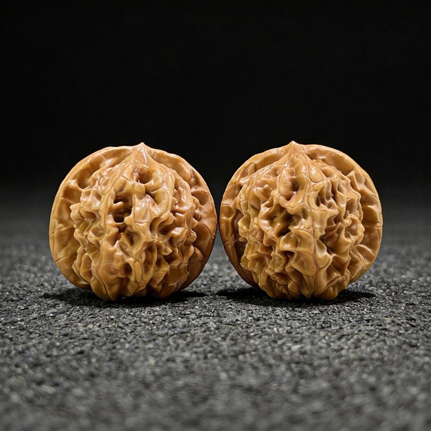 The "Happy Reunion" (He Huan) Ultra-Plump Pair | 43.0mm x 46.0mm | HH-704