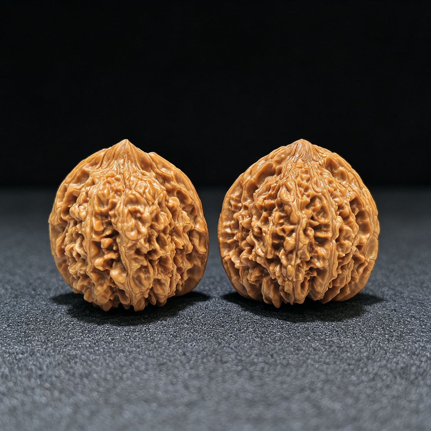 "Starry Sky" Mantianxing Wenwan Walnuts Pair | 42.0mm x 40.0mm | MTX-1106
