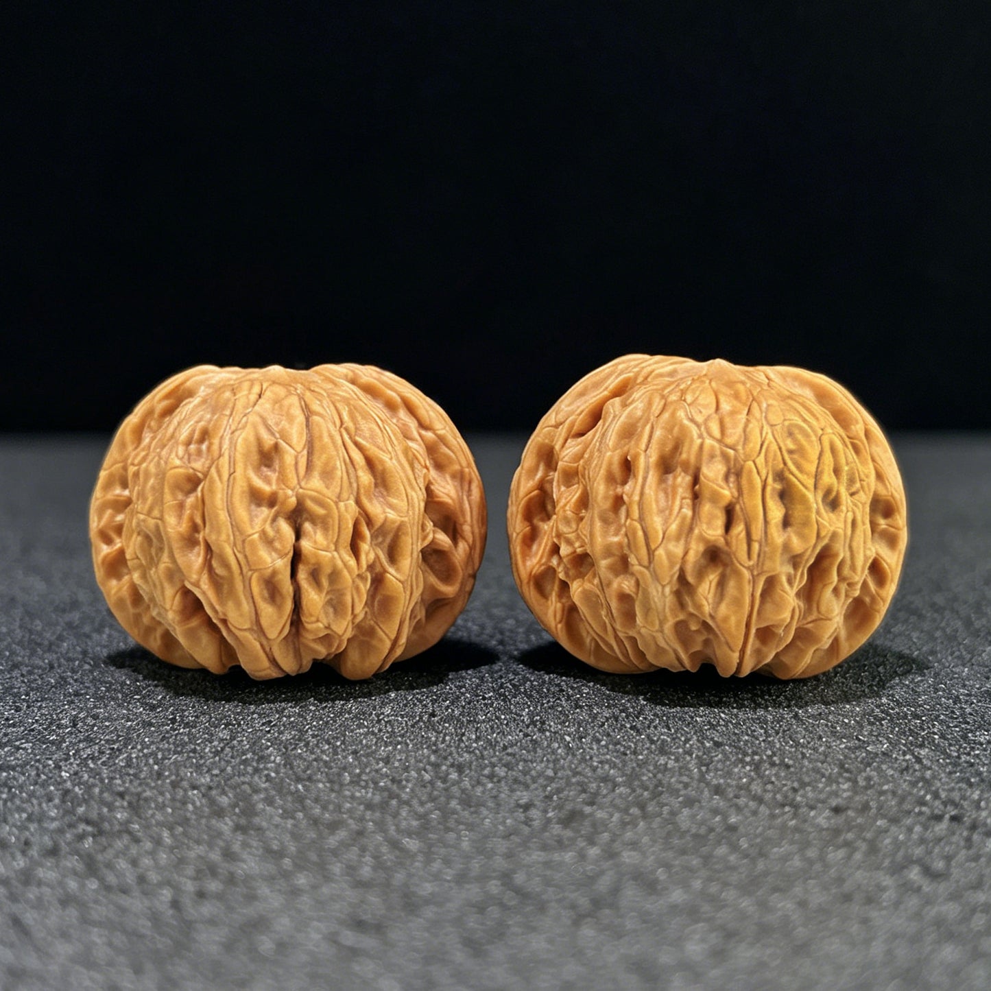 "Millstone" Mopan Wenwan Walnuts Pair | 42.0mm x 41.0mm | MP-1002