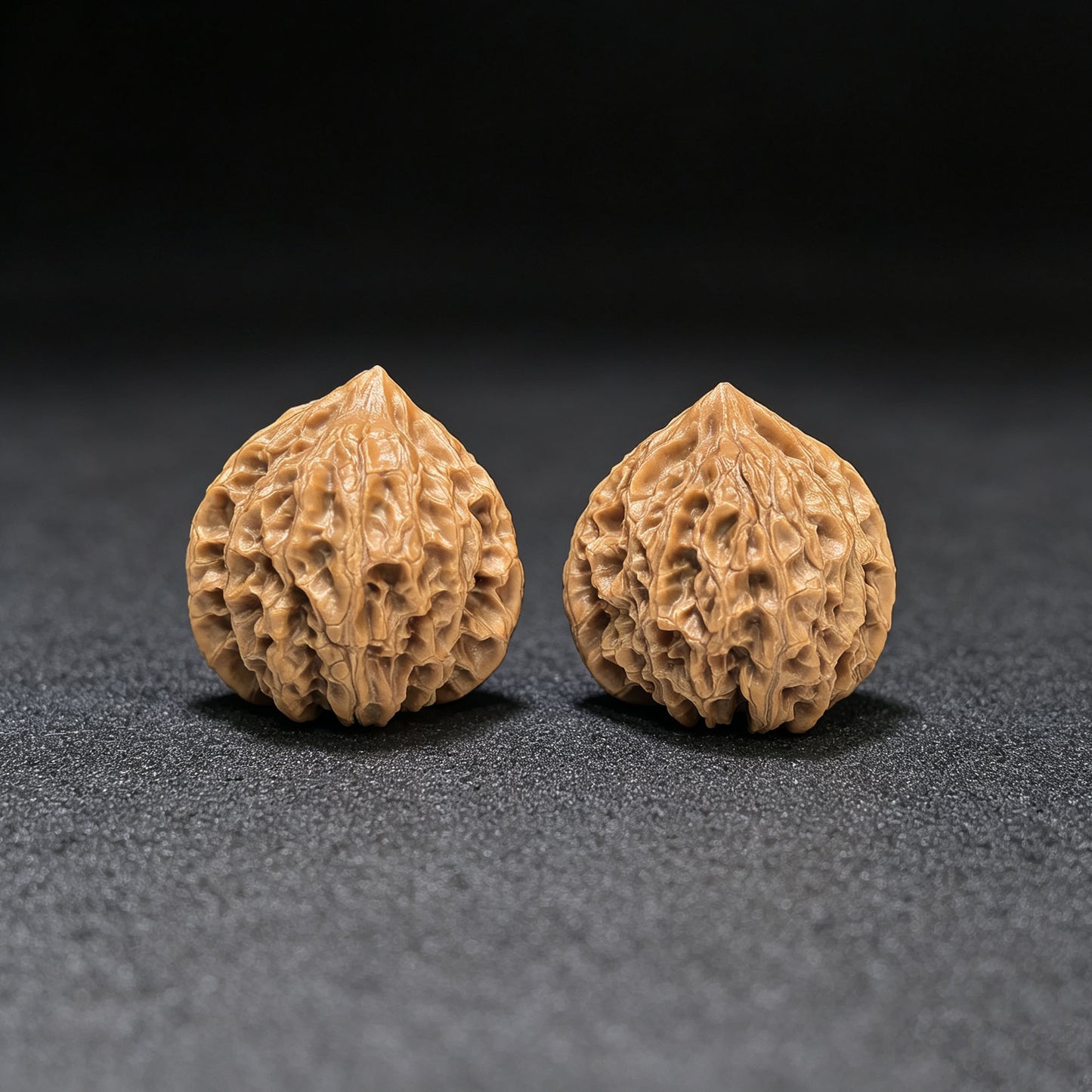 "Moon-Gazing Pocket Spinner" Wangyue Shounian Wenwan Walnuts Pair | 31.0mm x 30.0mm | WY-01SY