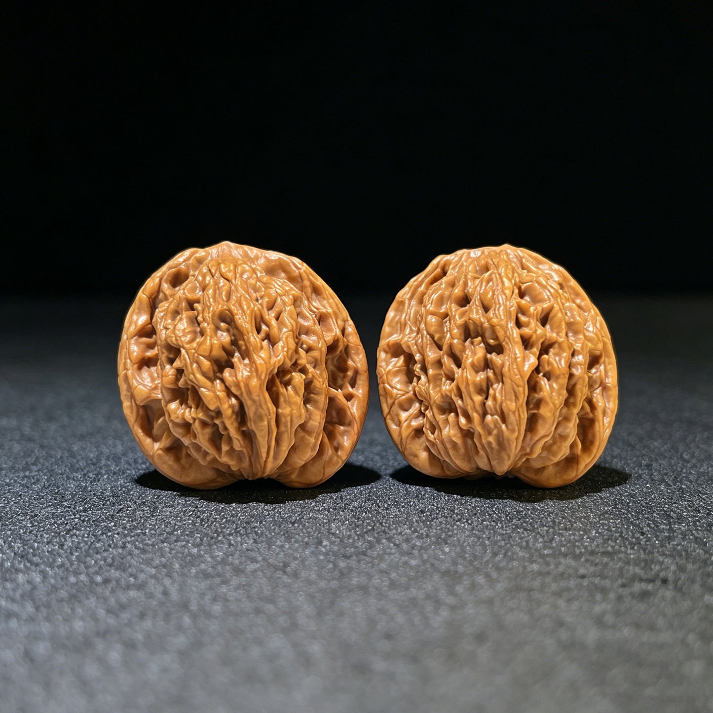 "Wheat Ear Tiger Head" Maisui Hutou Wenwan Walnuts (Pair) | 36.0mm x 39.0mm | Stock ID: MSHT-1107