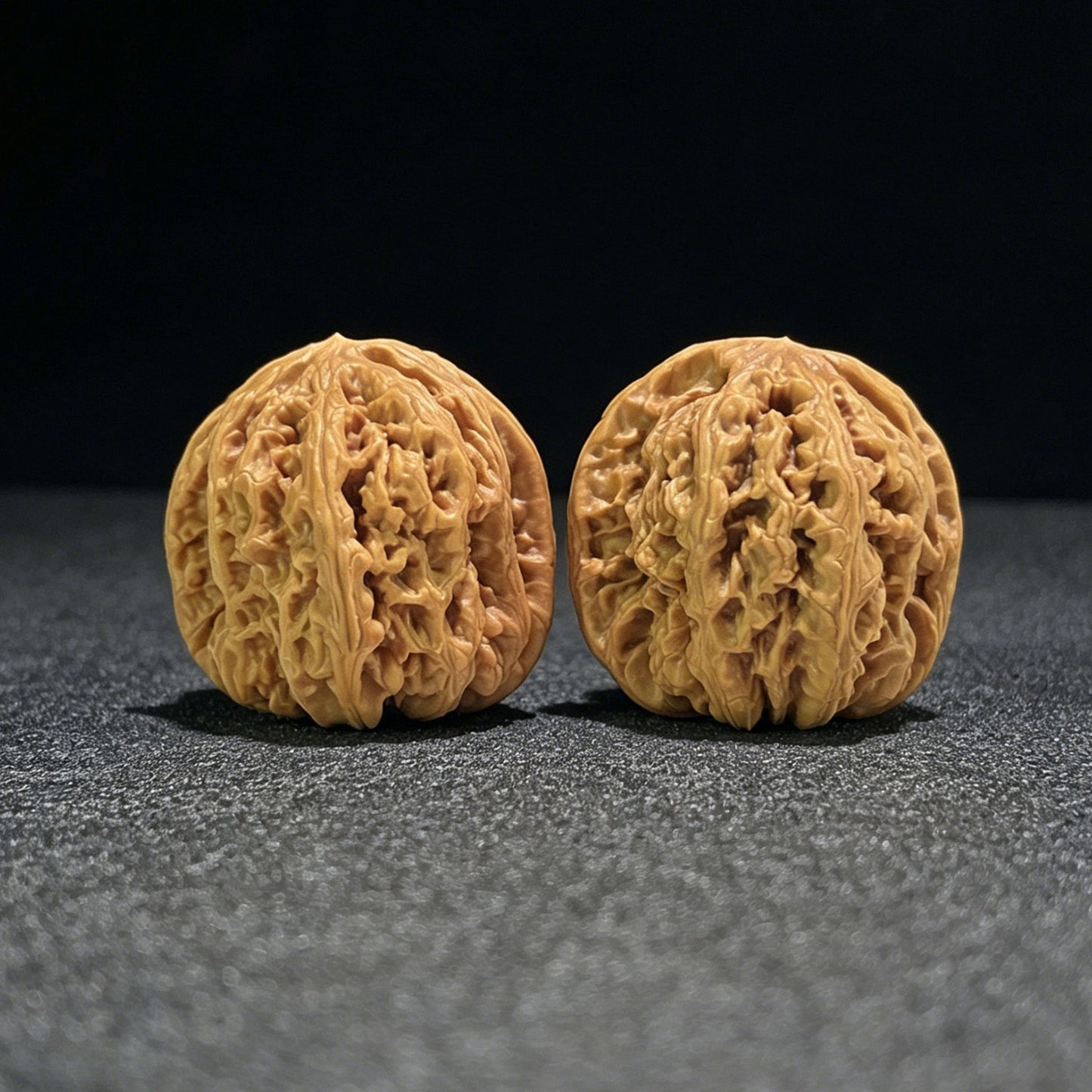 The "General's Shoulders" (Hua Bei Jiang Jun Bang) Balanced Giant Pair | 42.0mm x 41.0mm | HBJJB-801