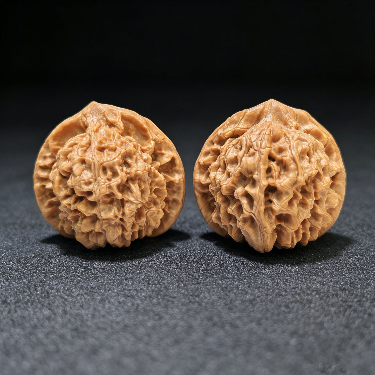"Wang Yong Big Official Hat" Wangyong Da Guan Mao Wenwan Walnuts (Pair) | 50.0mm x 46.0mm | Stock ID: DGM-1105