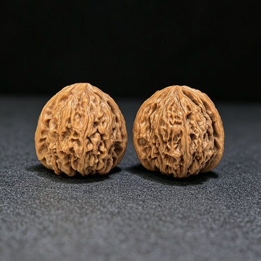 "Triangle Nanjiang Stone" Sanjiao Nanjiangshi Wenwan Walnusspaar | 38.0mm x 38.0mm | NJS-1512C