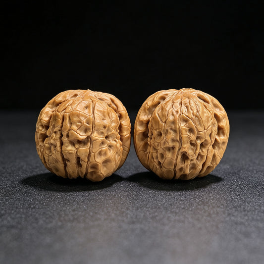 "Oracle Bone Script" Jiaguwen JGW-17B7C Low-Profile Wenwan Walnuts Pair | 35.0mm x 35.0mm | JGW-17B7C