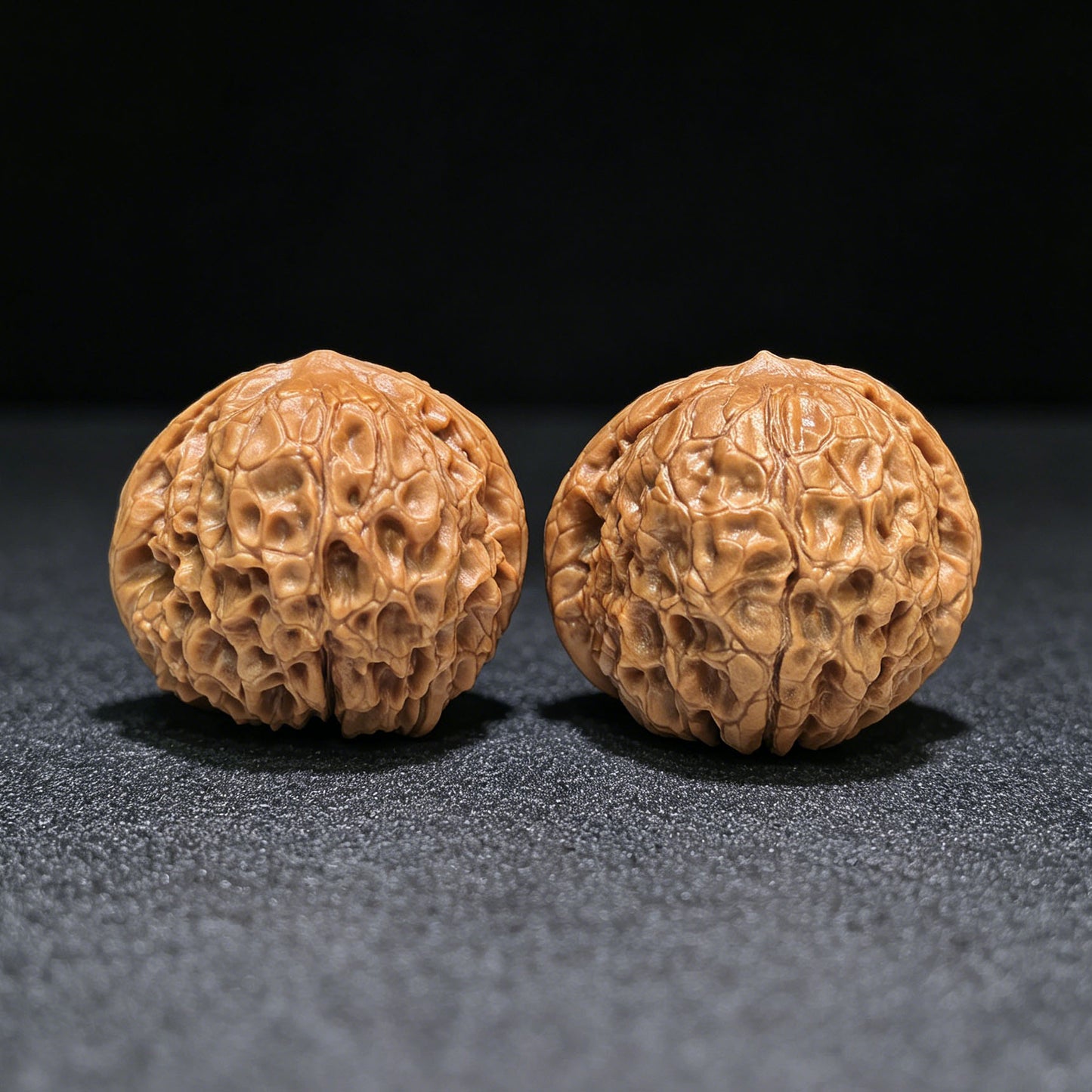 "Grand Reunion" Datuanyuan Wenwan Walnuts Pair | 43.0mm x 44.0mm | TY-1501C