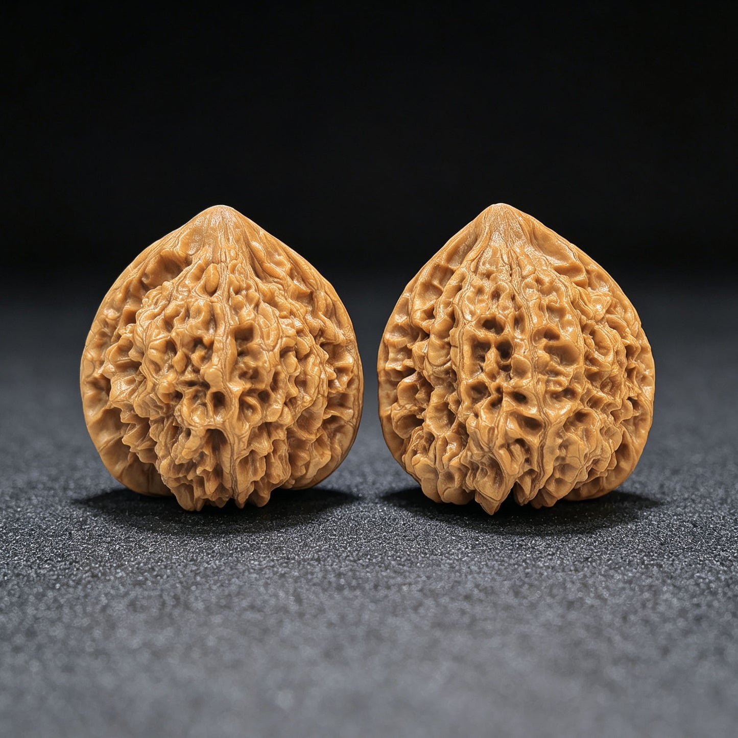 "Peach-Heart Concave Base Kylin" Taoxin Aodi Qilinwen Low-Profile Wenwan Walnuts Pair | 46.0mm x 43.0mm | TXADQLW-1503C