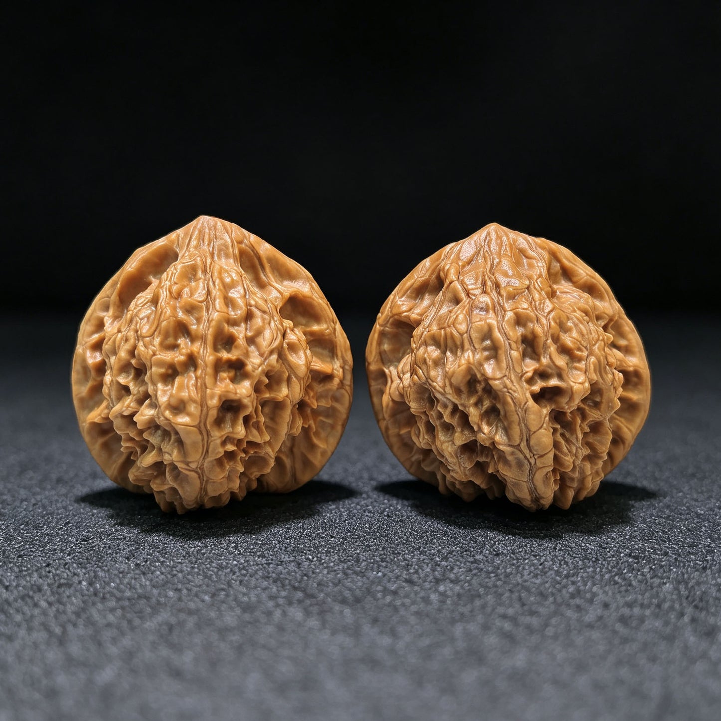"Wild Cultivar" Yesheng Wenwan Walnuts (Pair) | 41.0mm x 41.0mm | Stock ID: YS-1102