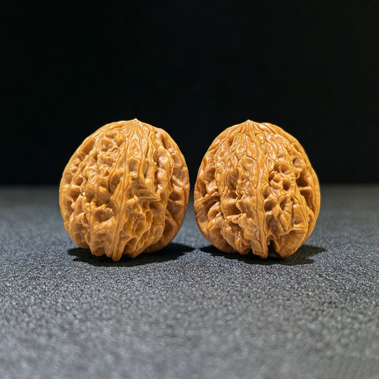 "Blizzard" Mantianxing Blizzard Variety Wenwan Walnuts Pair | 37.0mm x 41.0mm | BX-1109