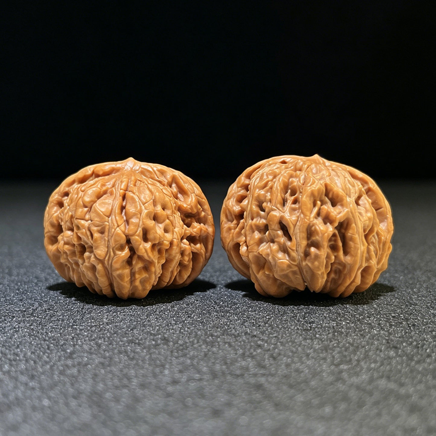 Sizuolou Lion Head (Si Zuo Lou) Scholar Walnuts Pair | 40.0mm x 40.0mm | Stock ID: SZL-1101